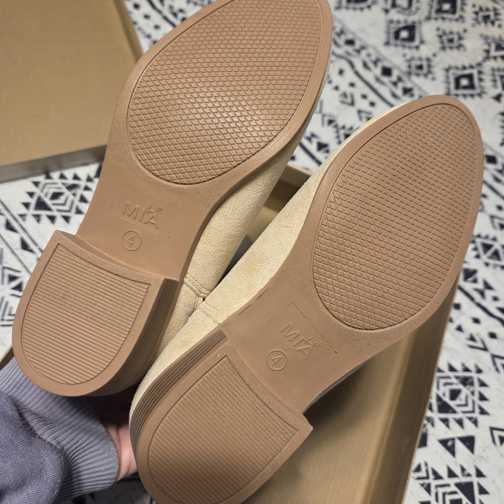 MIA Kids Tan Boots - Picture 6 of 7